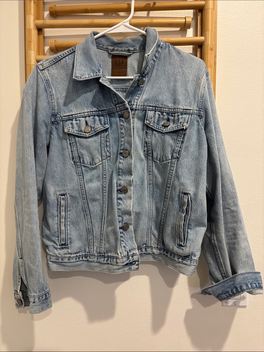 Gap Denim jacket. Size Large.